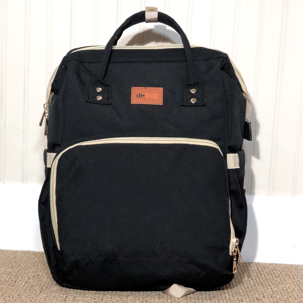 Black debug Diaper Backpack, built in bassinet